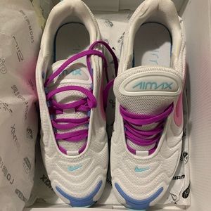 Used Womens Air Max 720 Colorful